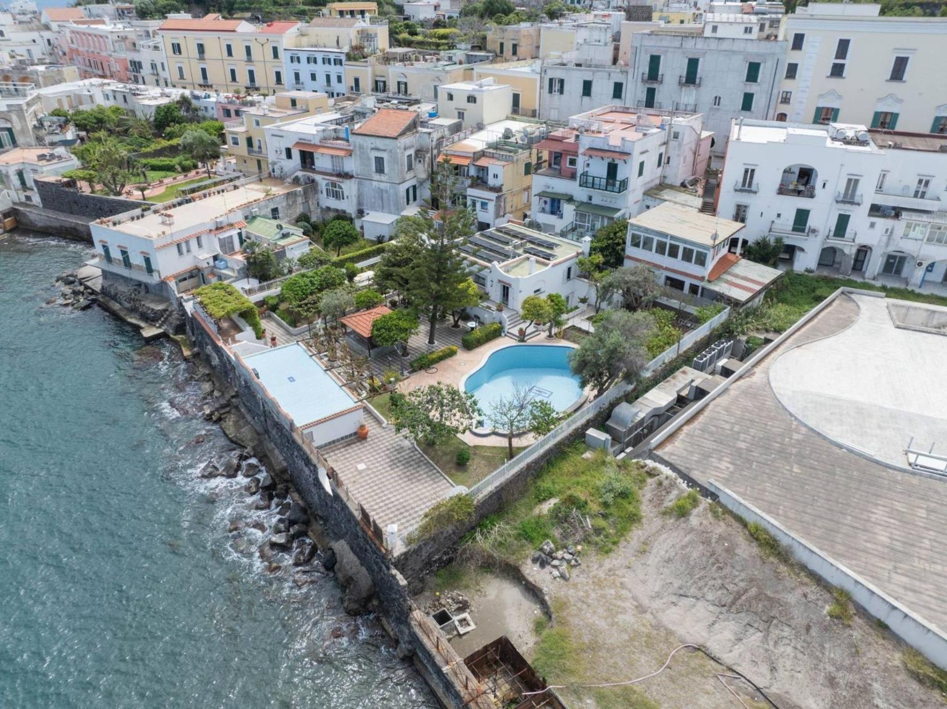 House In Ischia